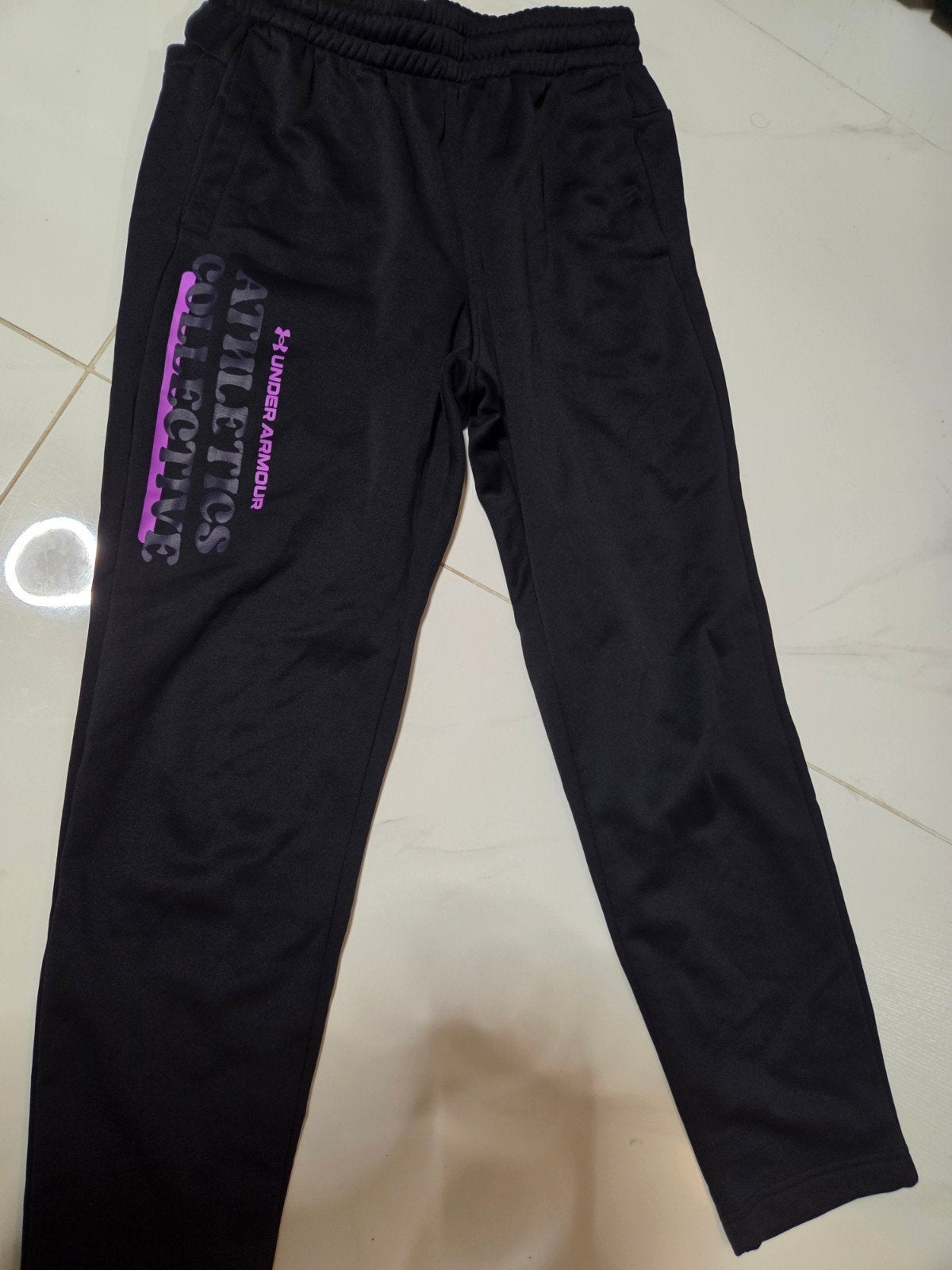Under Armour sportbroek - Maat M, Kleding | Dames, Sportkleding, Maat 38/40 (M), Zwart, Ophalen of Verzenden, Under Armour