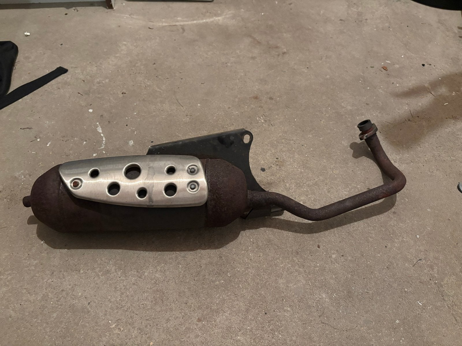 Vespa 4V uitlaat - Gebruikt, Ophalen of Verzenden, Gebruikt, Uitlaat, Vespa
