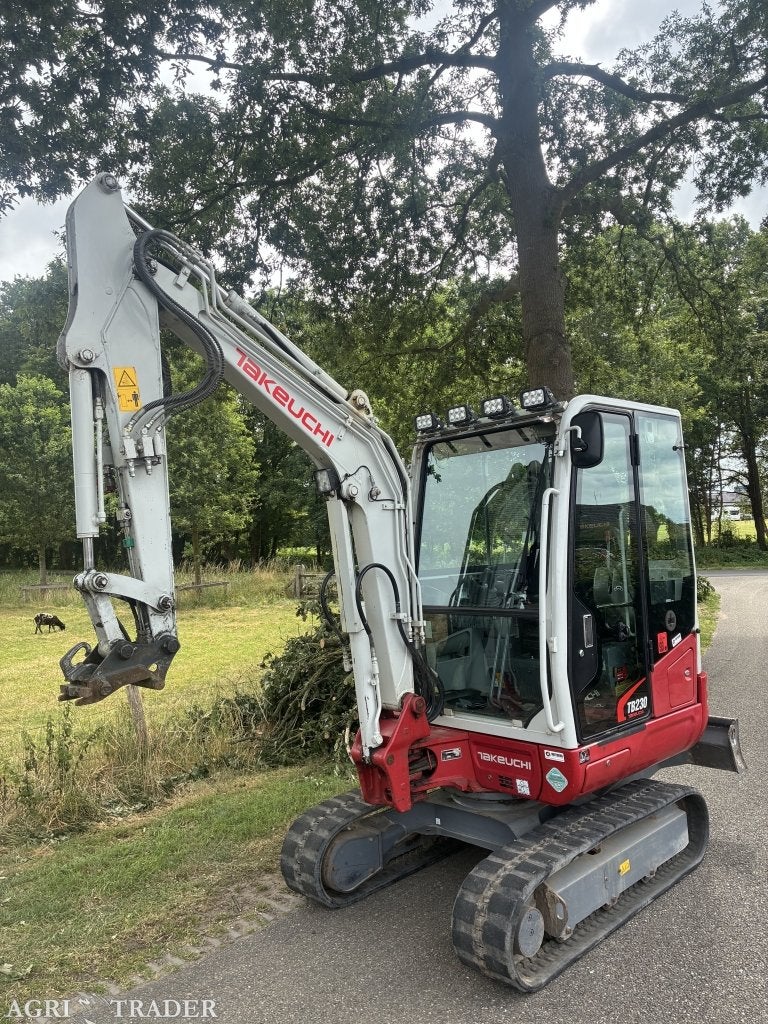 Takeuchi TB230 (2018), Ophalen, Info@rietbergtechniekenhandel.nl, Rondweg 31, Rietberg Techniek en Handel