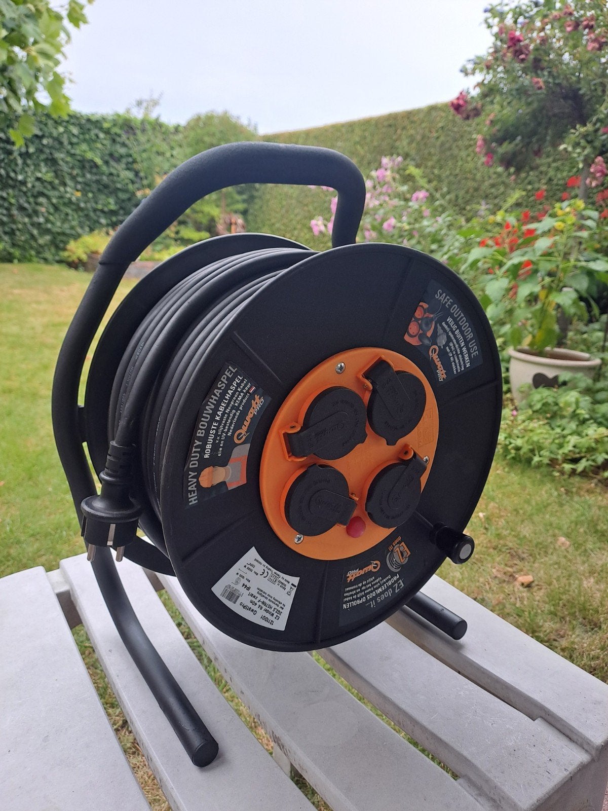 Kabel haspel 230V - 40M, Ophalen of Verzenden, Zo goed als nieuw