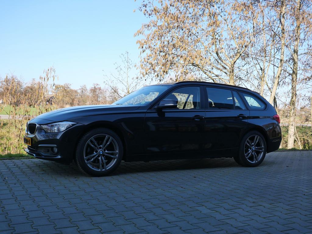 BMW 3-Serie 2.0d Touring 2015 Zwart metallic, Auto's, BMW, 745 kg, Achterwielaandrijving, 1995 cc, 4 cilinders