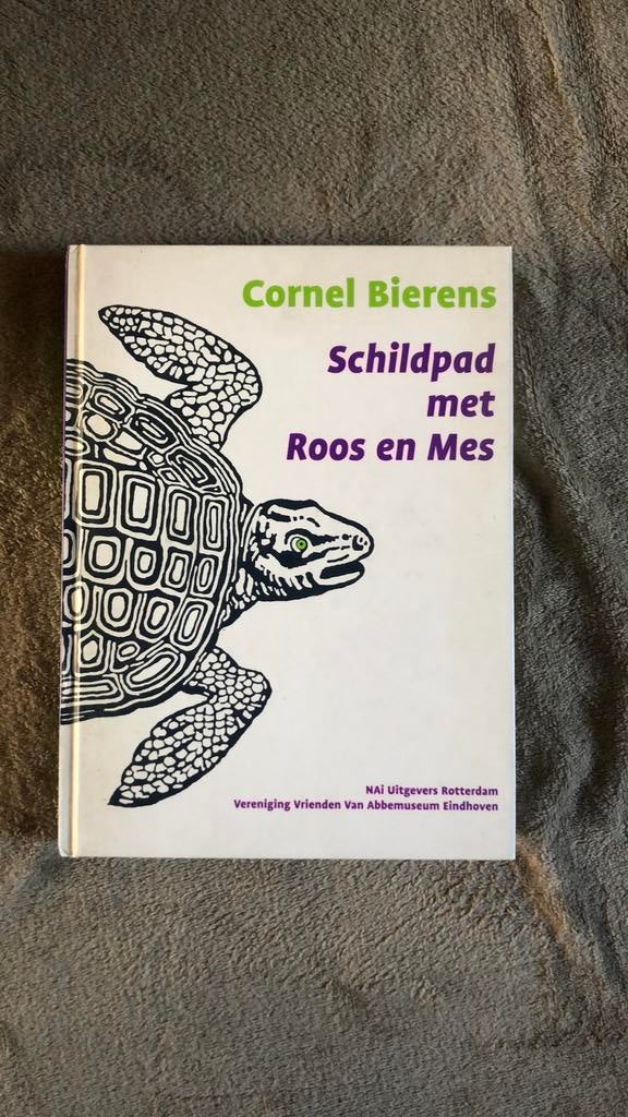 Cornel Bierens - Schildpad met Roos en Mes, Ophalen of Verzenden, Zo goed als nieuw, C. Bierens