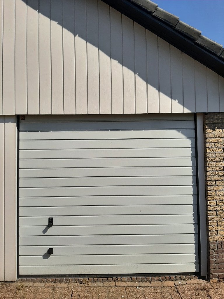 Garagedeur van Hörmann, Ophalen, Gebruikt, Garagedeur, 120 cm of meer