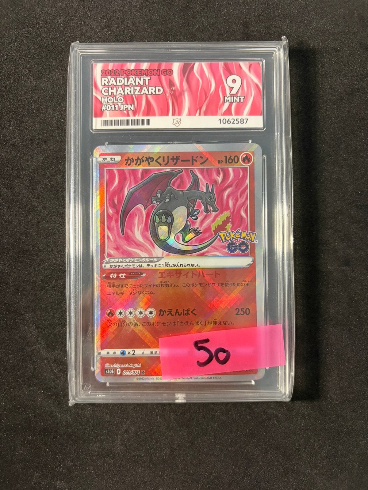 Pokemon graded slab - ACE grading mint 9 - Radiant Charizard, Ophalen of Verzenden, Zo goed als nieuw