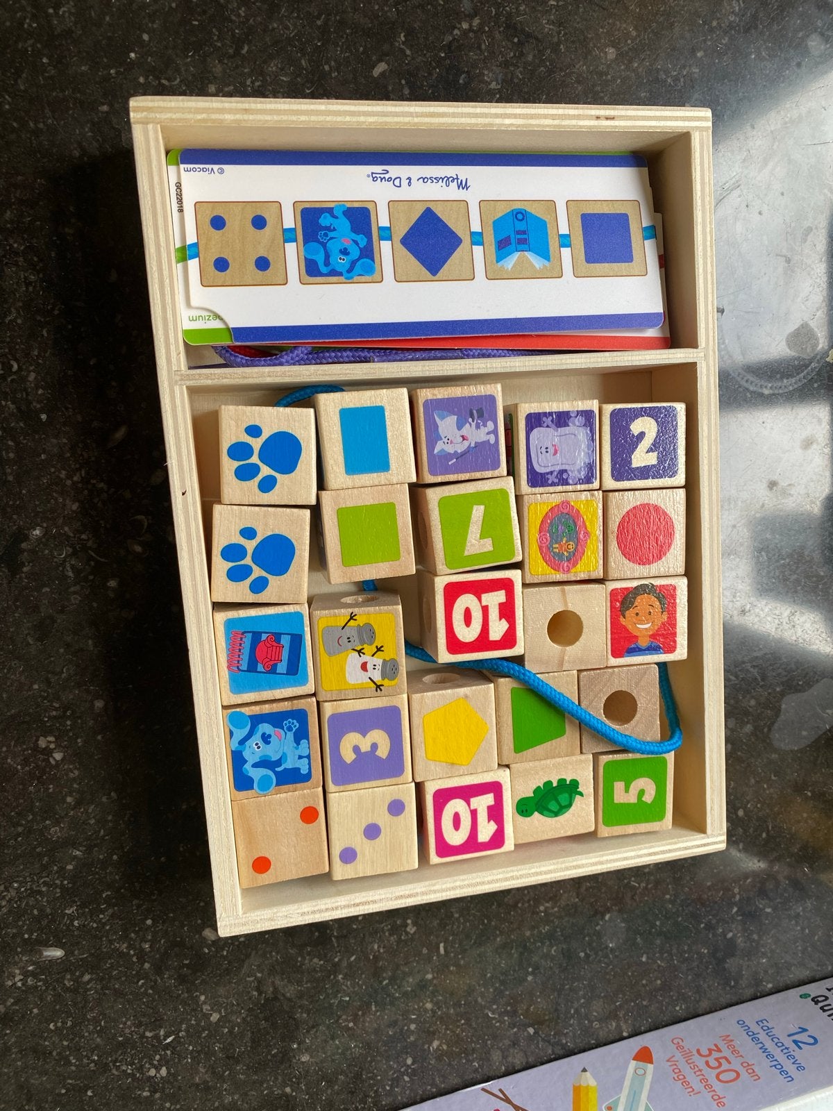 Melissa & Doug Rijgblokken met Blue's Clues, Ophalen of Verzenden, Zo goed als nieuw, Puzzelen