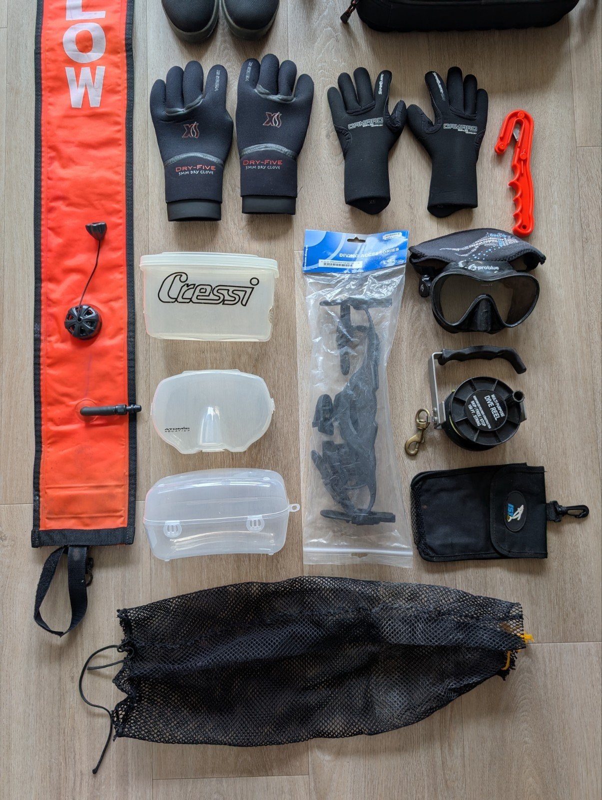Diverse duik accessoires, Ophalen