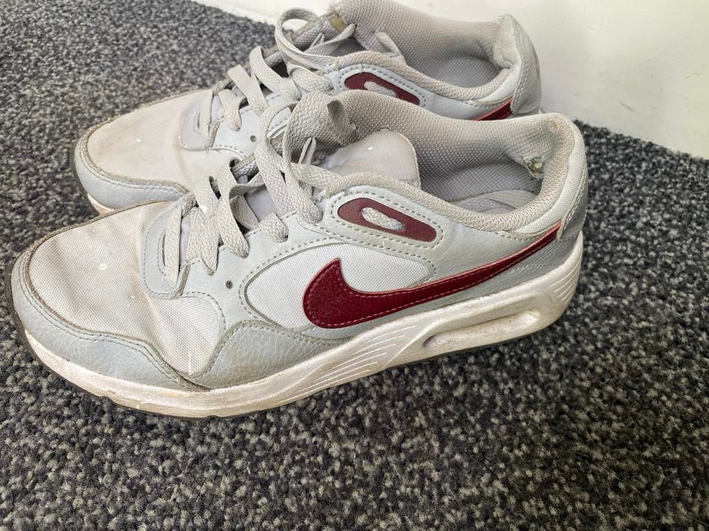 Nike sneakers - Maat 39, Ophalen of Verzenden, Gedragen, Grijs, Sneakers of Gympen