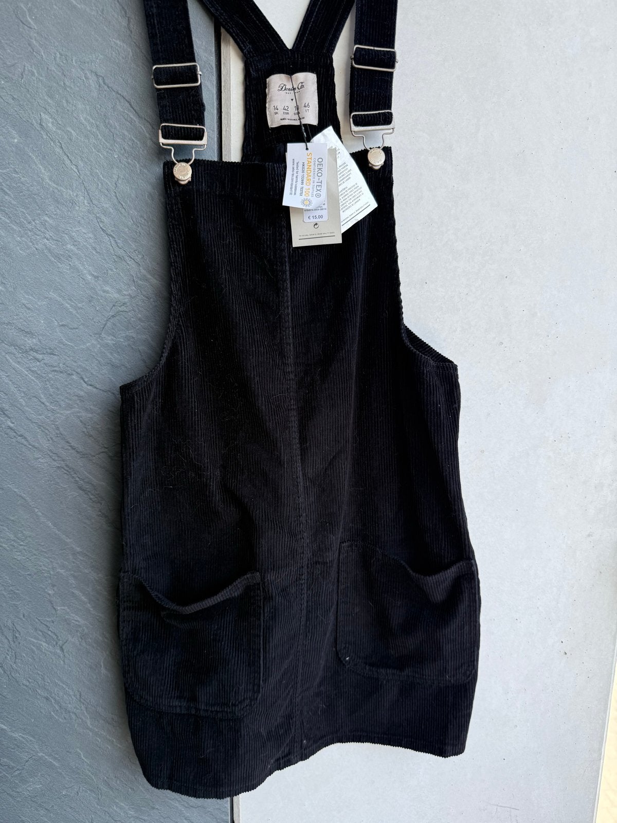 Zwarte corduroy tuinbroekjurk van Denim Co. (Primark), Zwart, Maat 42/44 (L), Nieuw, Ophalen of Verzenden