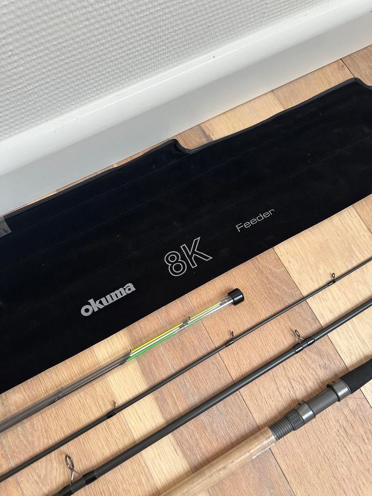 Nieuwe Okuma 8K feederhengel, 3.90m & 40-80 gr, Werphengel, Okuma, Nieuw, Ophalen of Verzenden