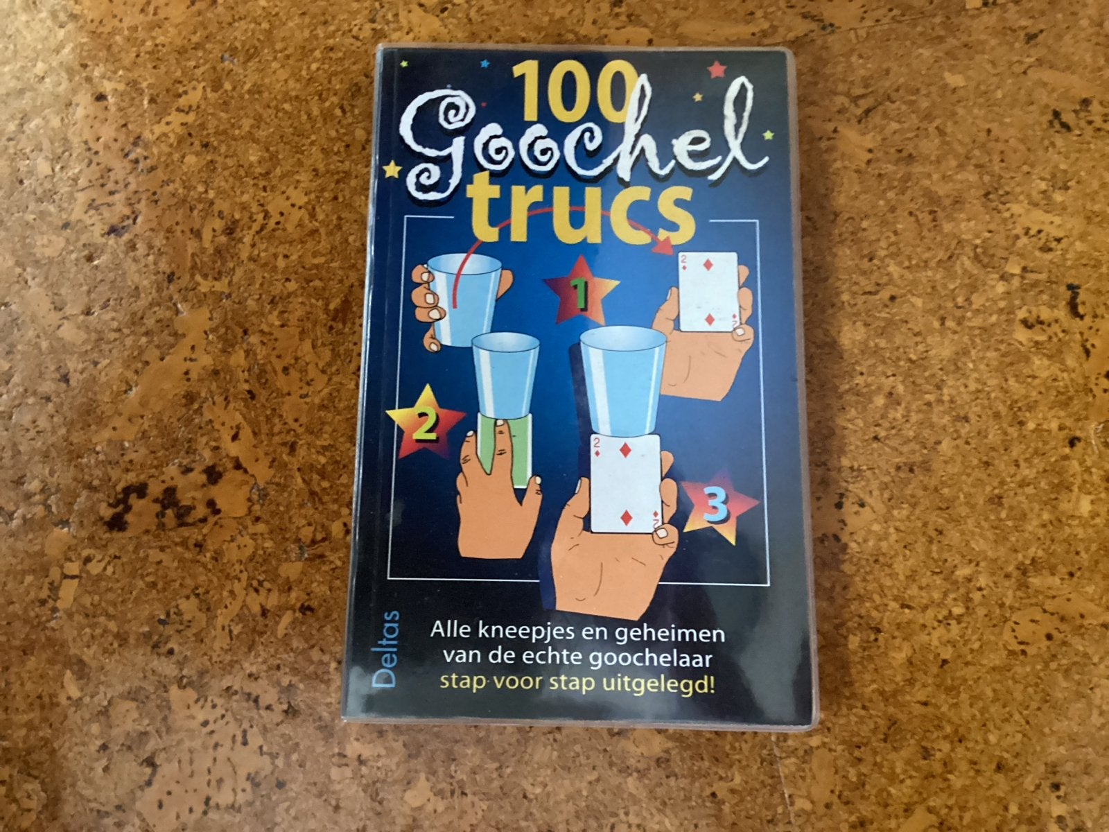 100 Goocheltrucs - Leer goochelen als een pro!, Ophalen of Verzenden, Zo goed als nieuw, Overige onderwerpen, Geschikt voor kinderen