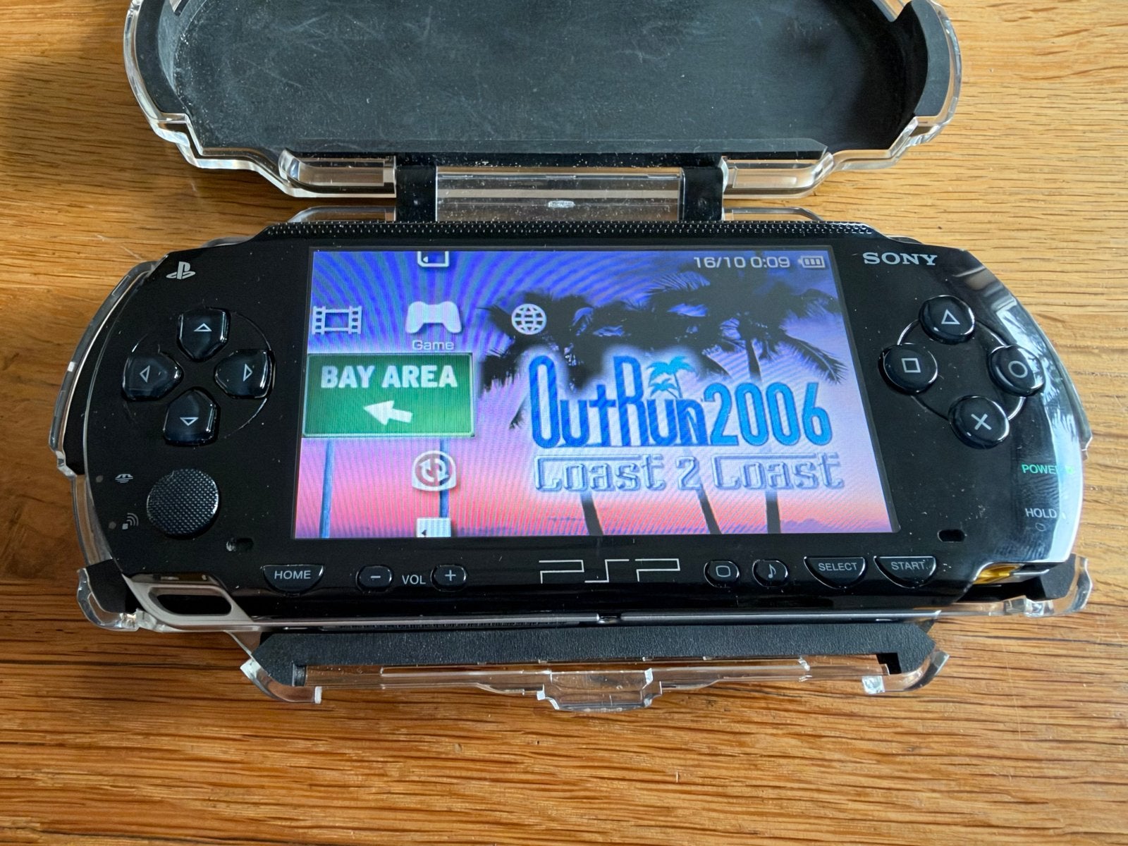 Sony PSP-1004 (PSP-1000 Fat) – Werkend + OutRun 2006 + extra, Met games, Ophalen of Verzenden, Zo goed als nieuw, PSP 3000