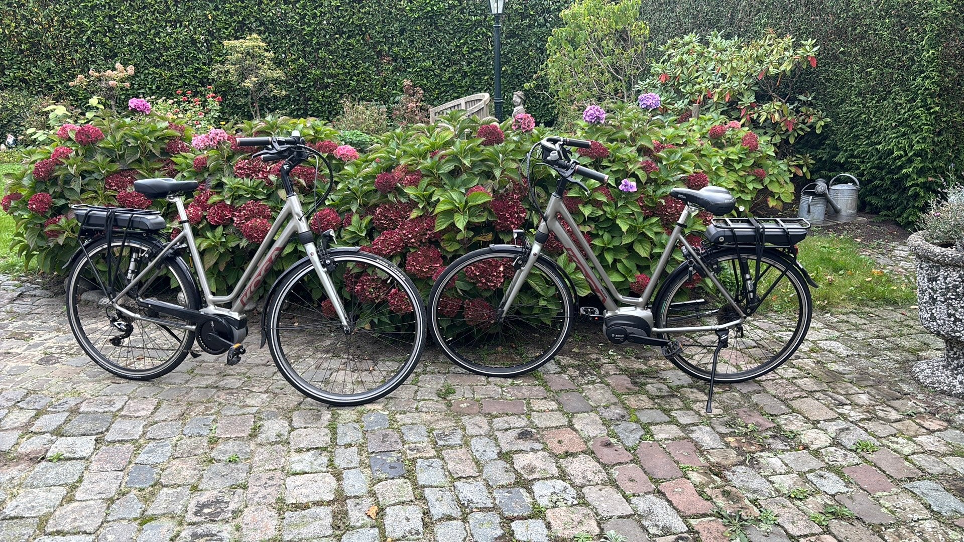 Zgan 2x Koga fietsen. E Inspire. Maten 53 en 56 cm., 53 tot 56 cm, Versnellingen, Zo goed als nieuw, Ophalen