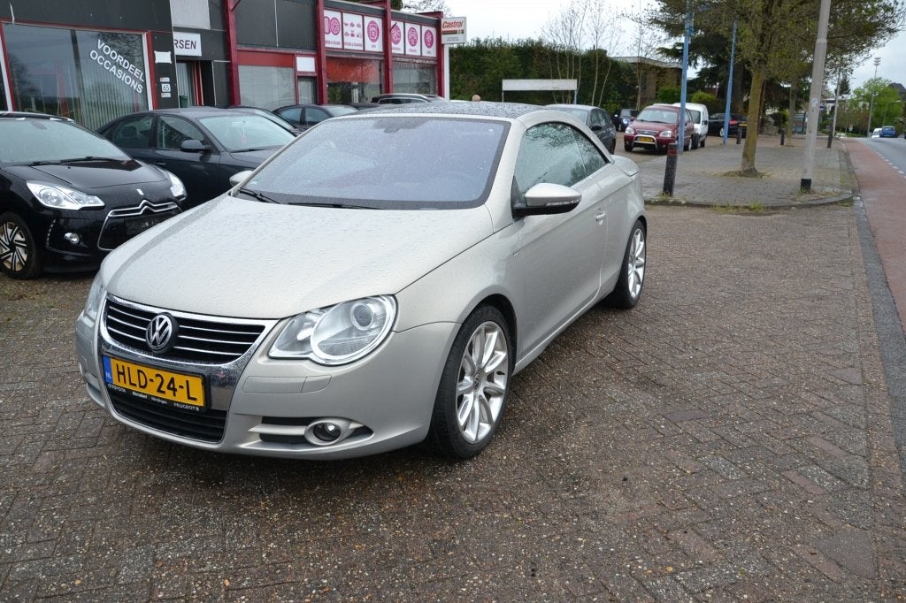 Volkswagen Eos AUTOMAAT Met Nieuwe APK 2.0 TSI Highline, Auto's, Euro 5, Gebruikt, 4 cilinders, 4 stoelen