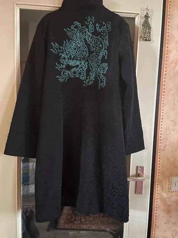 Super gave a-lijn jas van Desigual 44/46 met opdruk 79,99€, Zwart, Maat 42/44 (L), Ophalen of Verzenden, Zo goed als nieuw