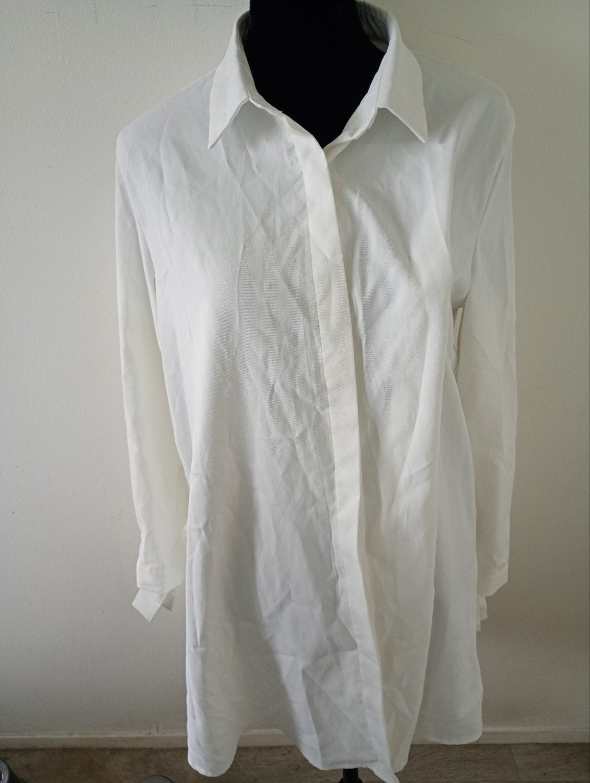 Witte blouse maat M van Shein, Kleding | Dames, Blouses en Tunieken, Maat 38/40 (M), Wit, Ophalen of Verzenden, Zo goed als nieuw
