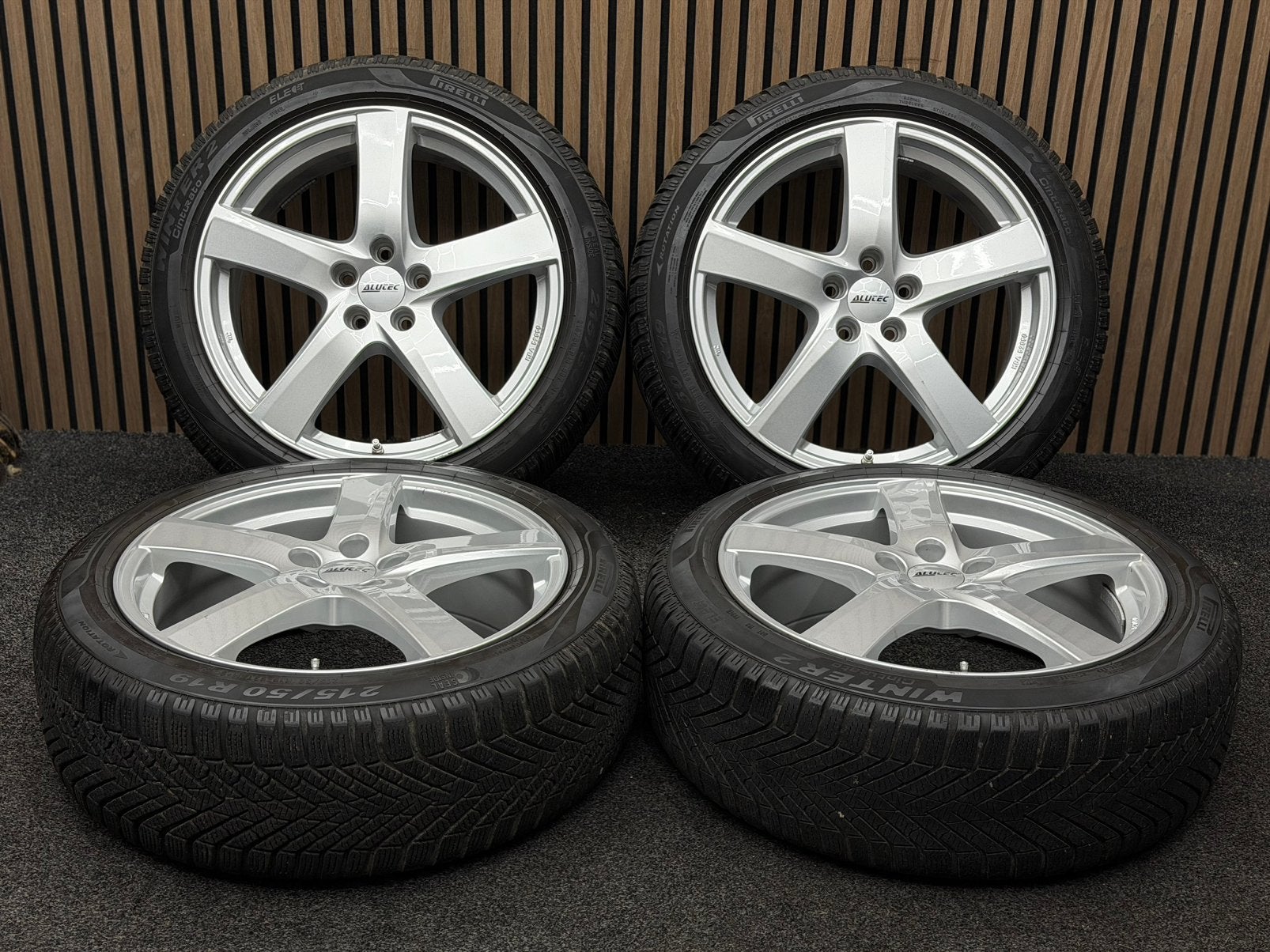 19 inch Alutec Freeze - VW ID3 Cupra Born 5x112 ET50 Pirelli, 215 mm, ., Banden en Velgen, Winterbanden