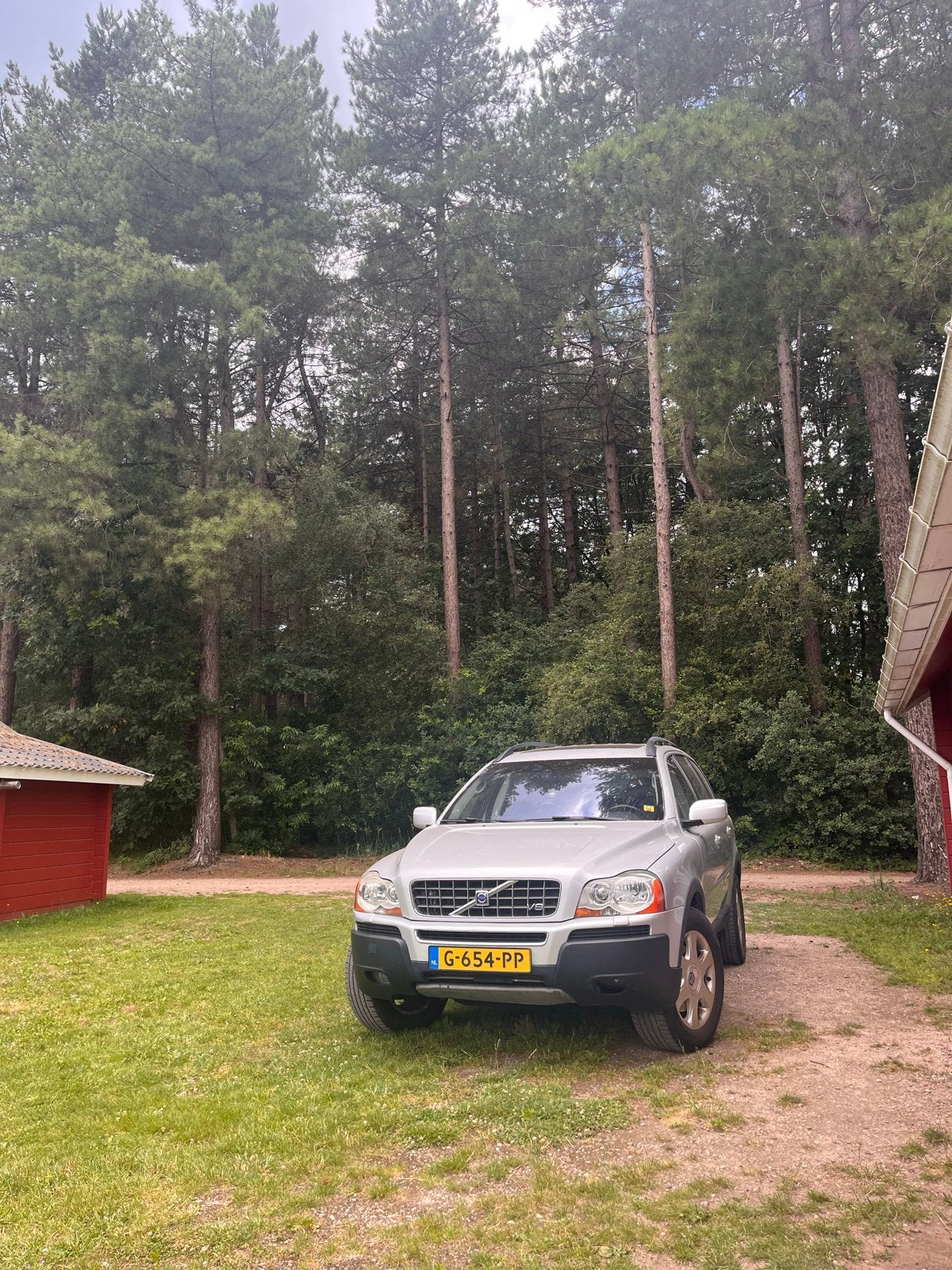 Volvo XC90 V8 2006, Auto's, Automaat, 138 €/maand, 7 stoelen, Leder