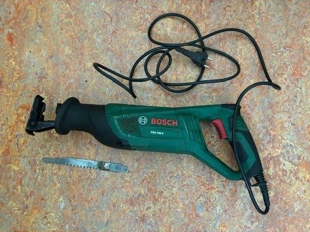Bosch Reciprozaag PSA 700 E, Ophalen, Gebruikt, 70 mm of meer, 600 tot 1200 watt