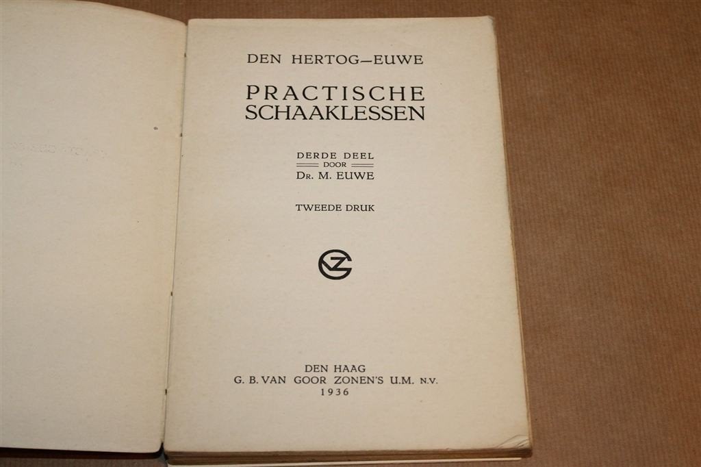 Practische Schaaklessen 3 — Vintage Schaakboek van Euwe 1936, Boeken, Ophalen of Verzenden, Gelezen, Overige onderwerpen