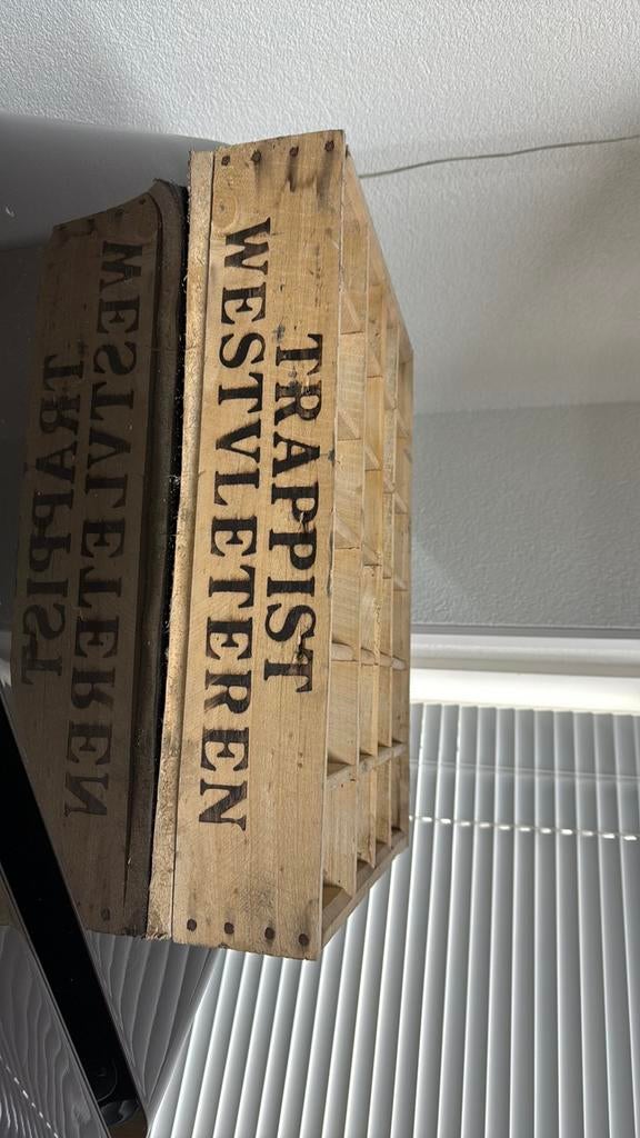 Te koop westvleteren trappist krat, Verzamelen, Biermerken, Ophalen of Verzenden, Zo goed als nieuw, Flesje(s), Overige merken