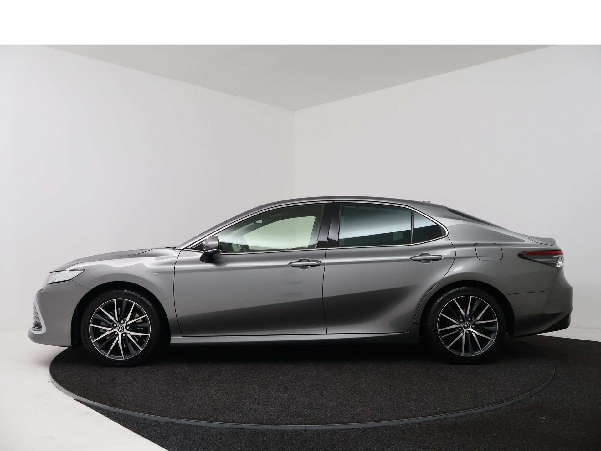 Toyota Camry 2.5 Hybrid Premium | Navigatie | Leder | JBL |, Auto's, Toyota, 12 maanden, Gebruikt, 4 cilinders, Camry