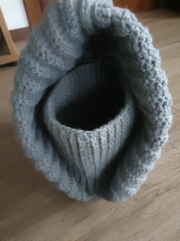 Gehaakte WOLLEN balaclava bivakmuts. Muts en sjaal in één!, Maat 38/40 (M), Nieuw, Ophalen of Verzenden, Artesanal