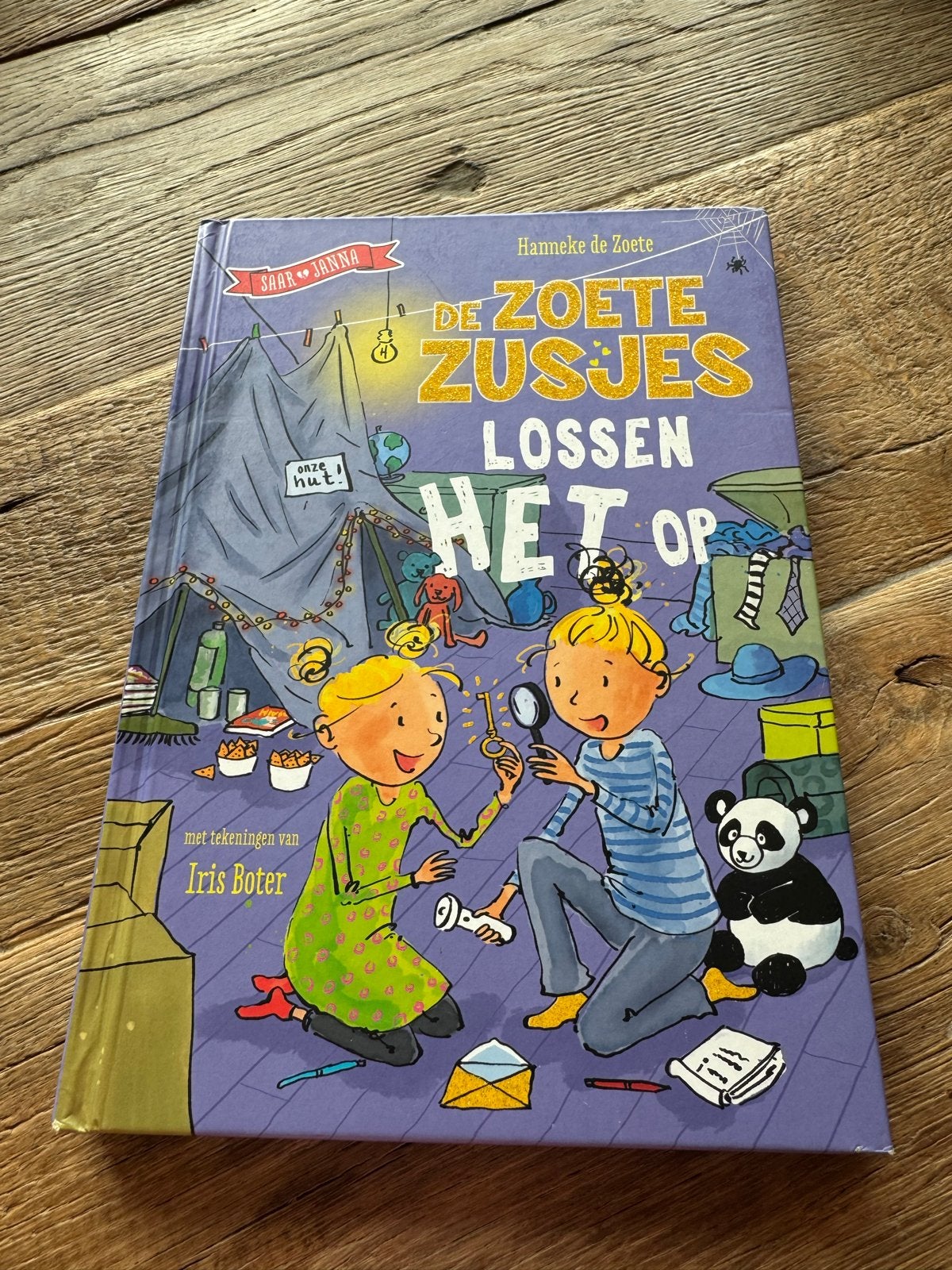 De Zoete Zusjes Lossen Het Op - Hanneke de Zoete, Ophalen, Zo goed als nieuw, Fictie algemeen