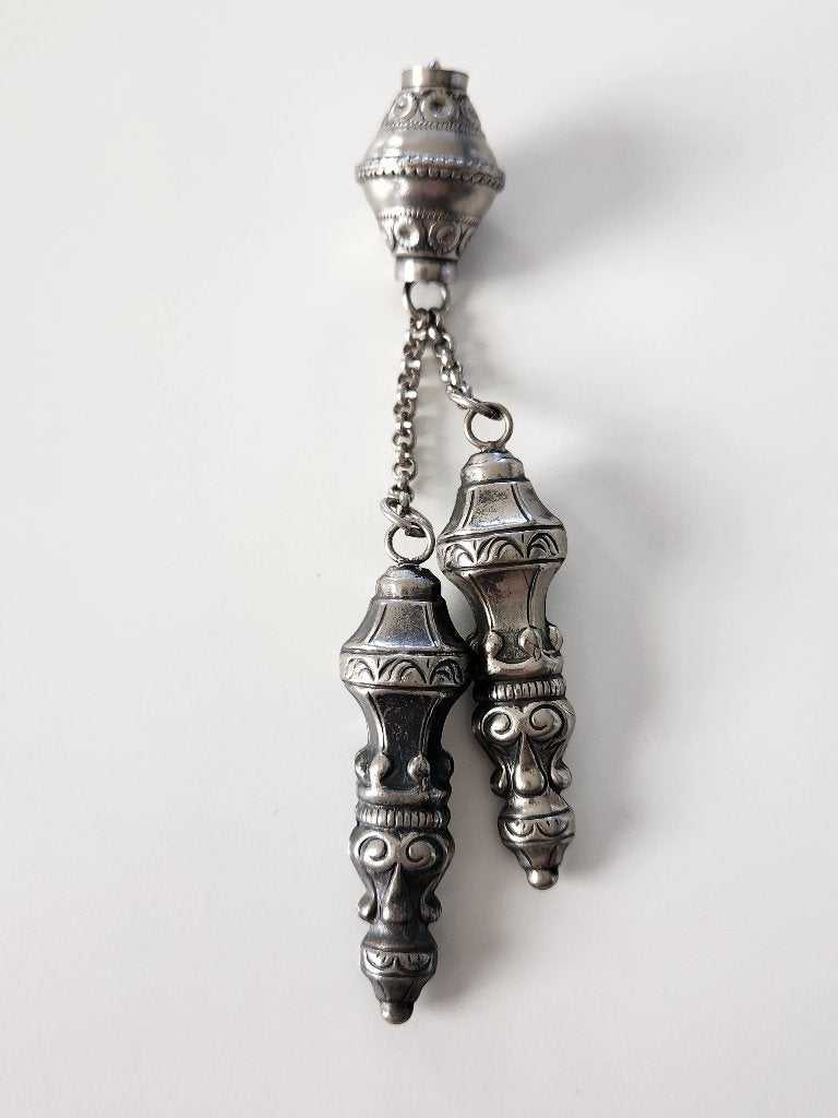 Verzilverde breidoppen, Ophalen of Verzenden, Overige materialen, Hanger