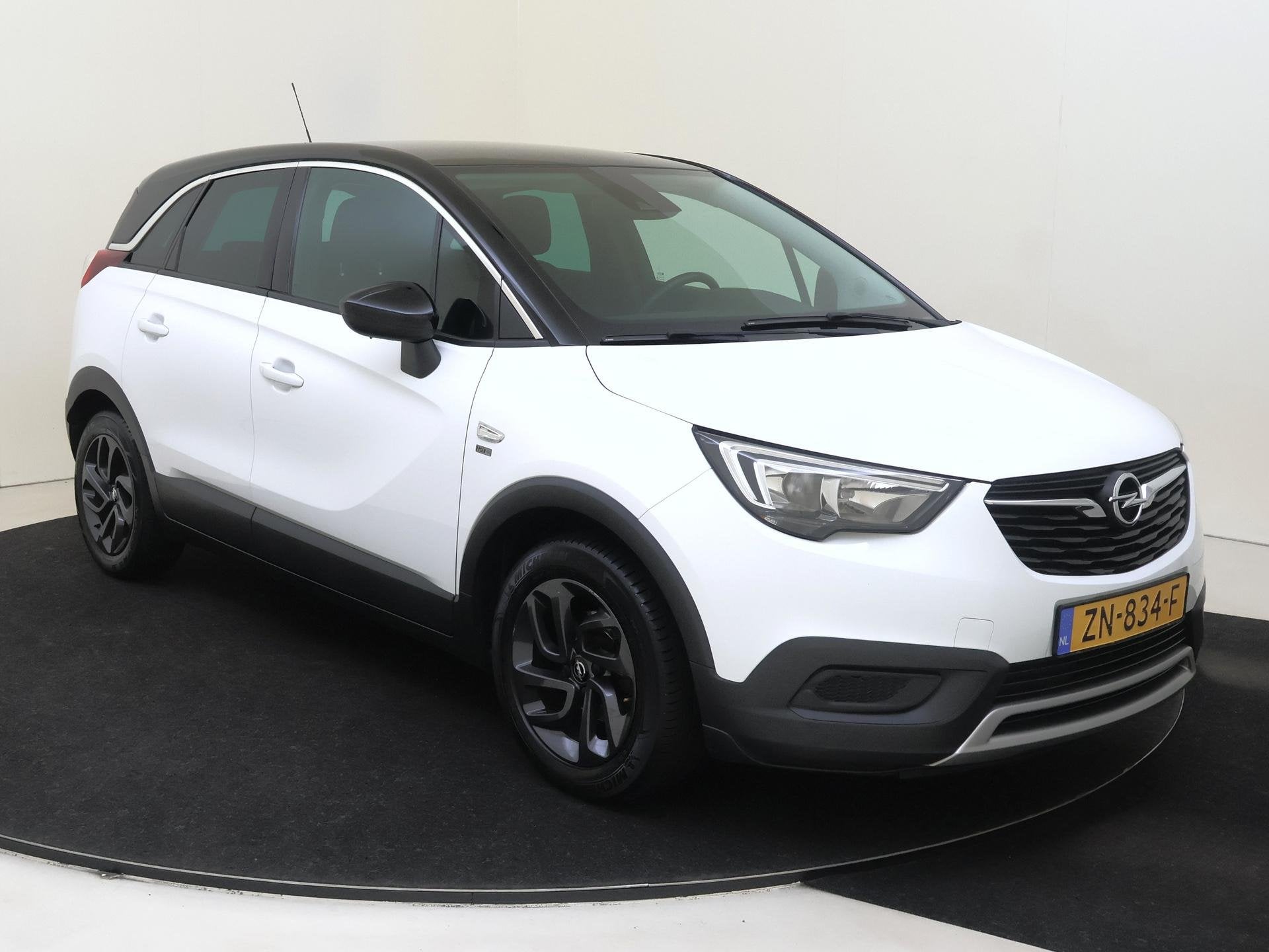 Opel Crossland X 1.2 120 Jaar Edition, Auto's, Voorwielaandrijving, Gebruikt, 1199 cc, 82 pk