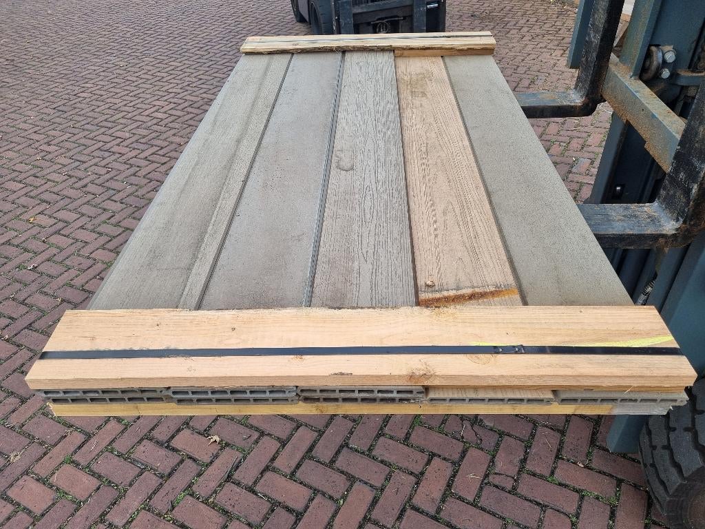 composiet schuttingplanken met veer en groef - nr: D41, Ophalen, Nieuw, 180 tot 250 cm, Planken
