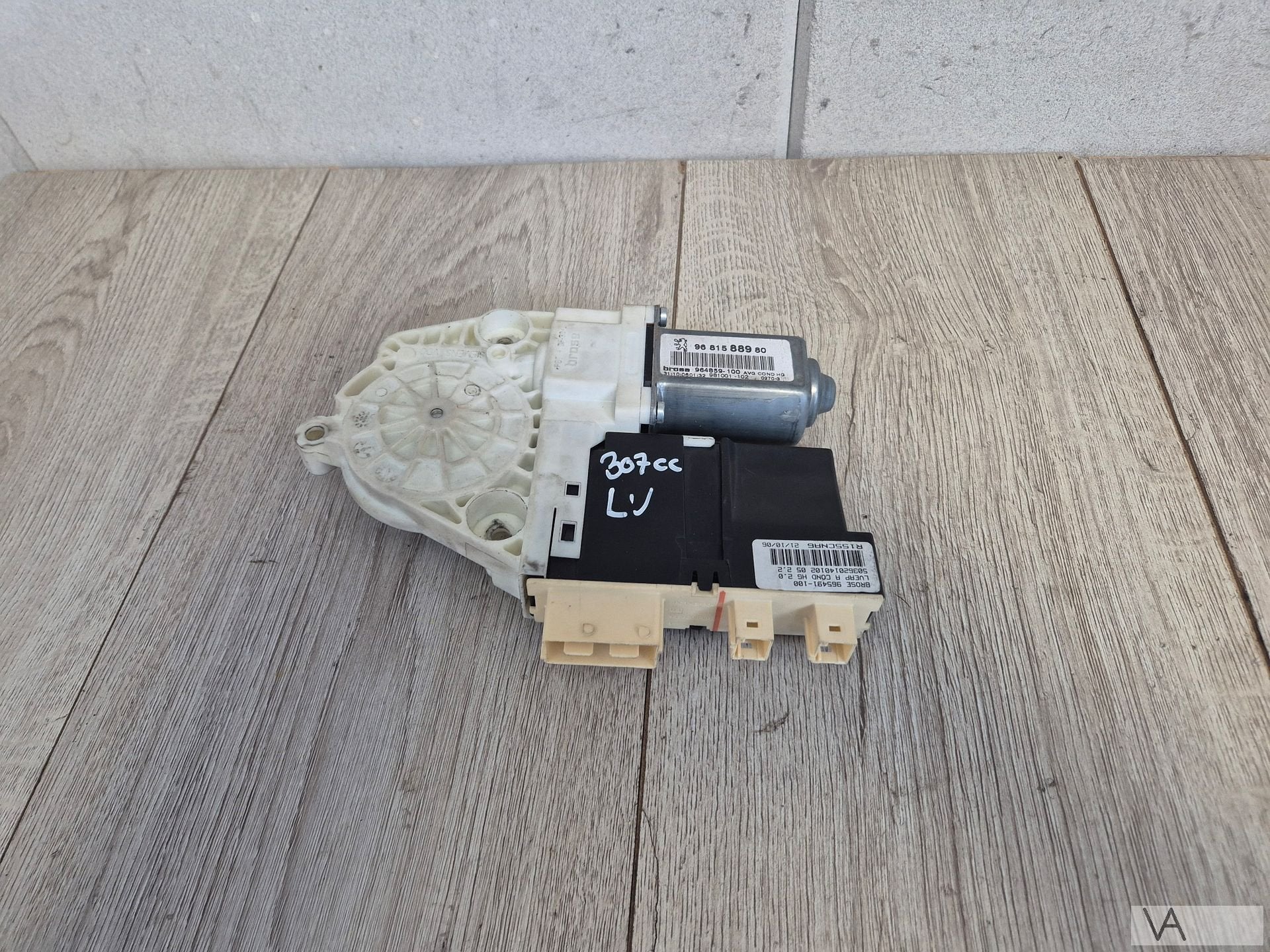 Raammotor links voor Peugeot 307cc 2006 - 2009 9681588980, Gebruikt, -, -, Ophalen of Verzenden