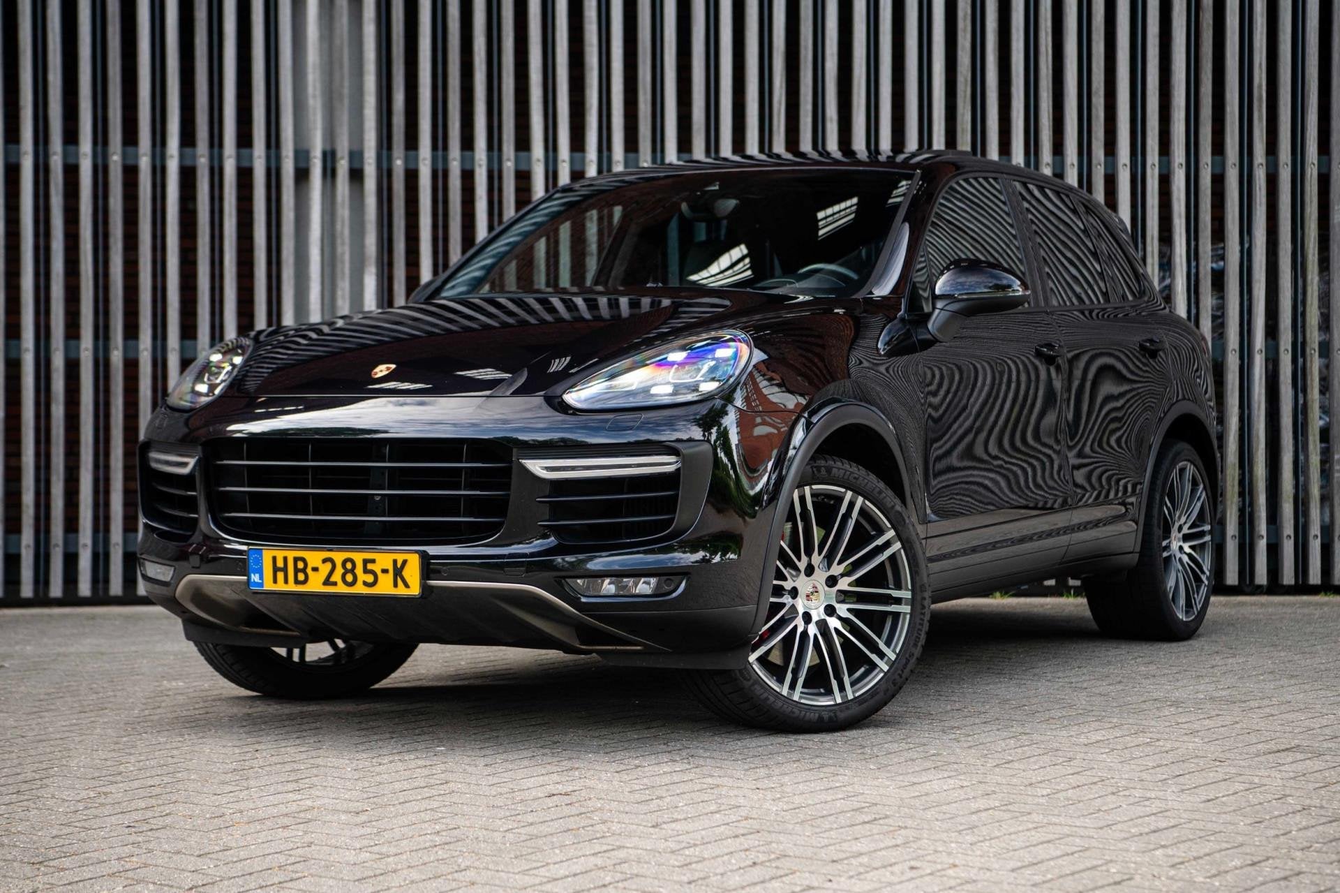 Porsche Cayenne (M2015) 4.8 V8 Turbo 520pk |DEALER ONDH| VOL, Automaat, Cayenne, Gebruikt, Leder