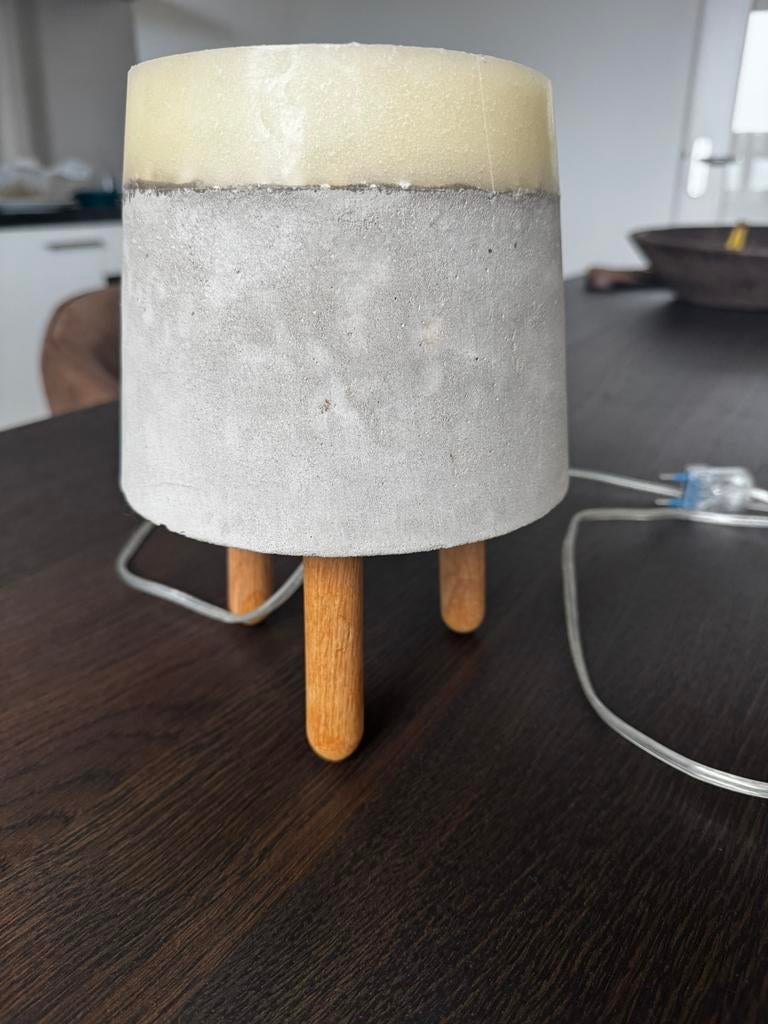 Prachtige design tafellamp van Renate Vos, Ophalen of Verzenden, Zo goed als nieuw, Minder dan 50 cm