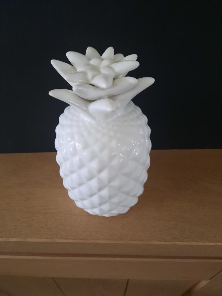 Ananas keramiek, Ophalen, Zo goed als nieuw