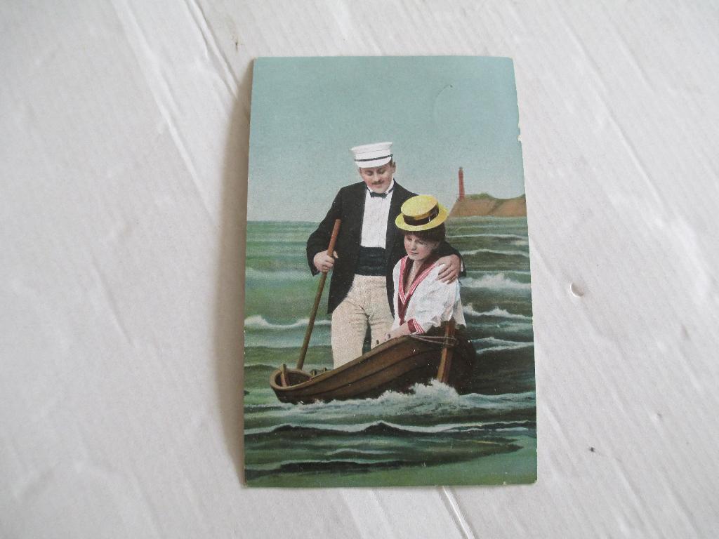 oude ansichtkaart paar in boot, Ophalen of Verzenden, Voor 1920, Gelopen