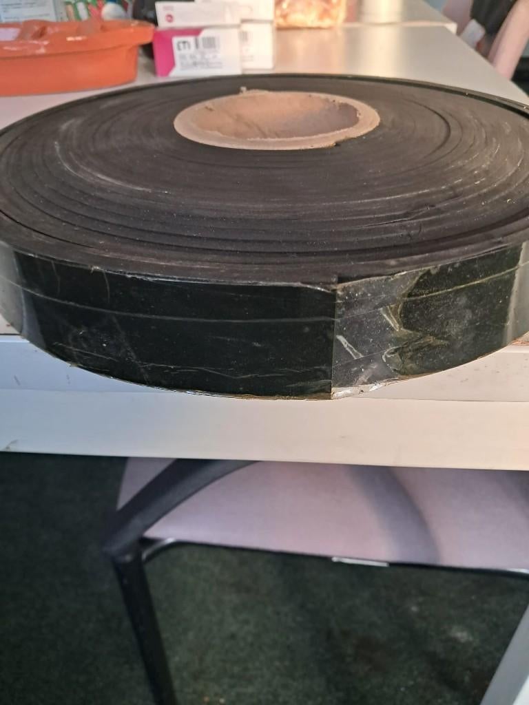 Rubberen strip 10m x 40/80mm x 5mm, Ophalen, Nieuw