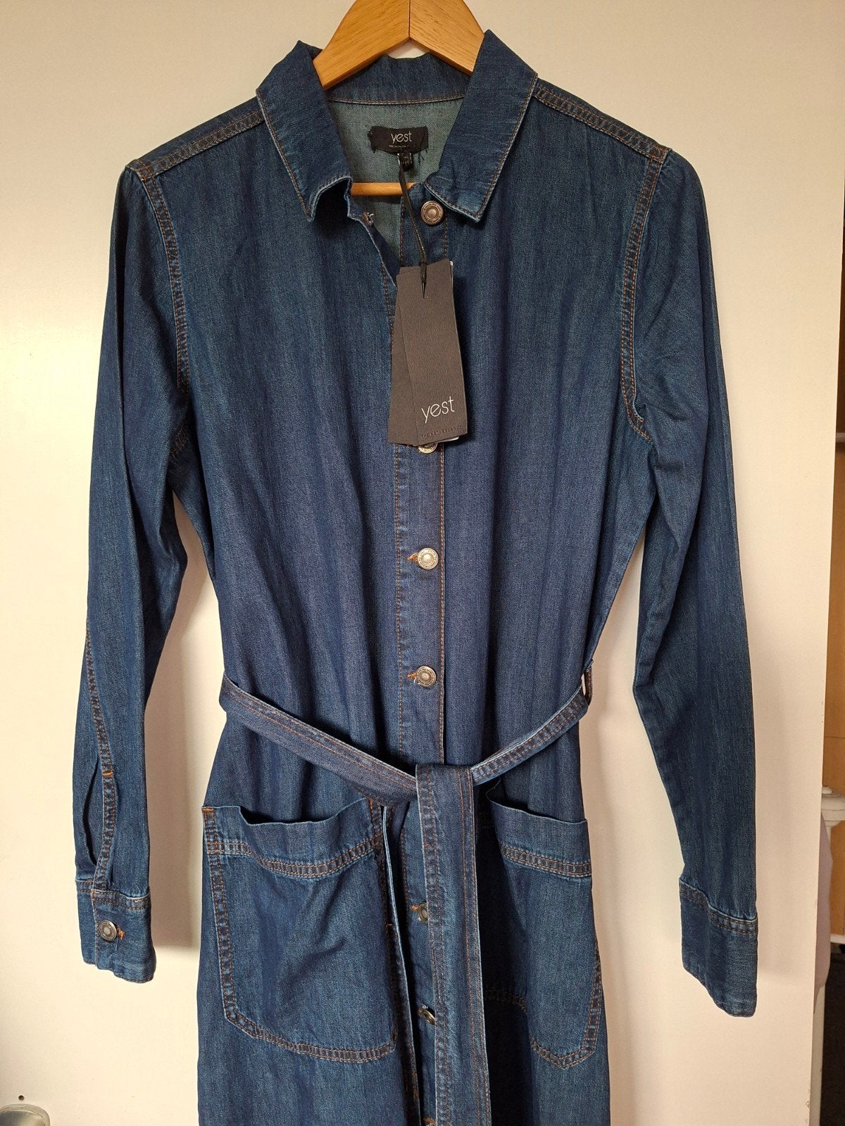 Nieuwe Yest spijkerjurk - Maat 42, Kleding | Dames, Yest, Ophalen of Verzenden, Nieuw, Blauw