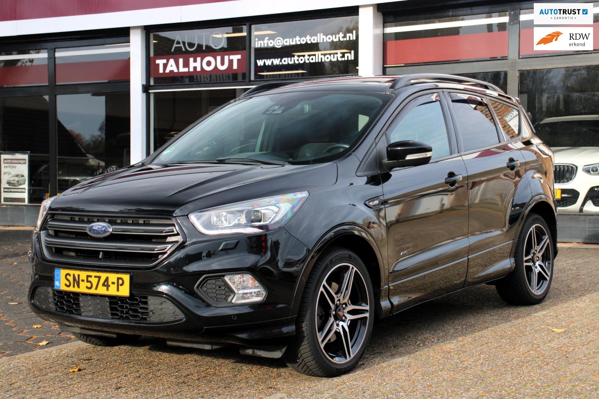 Ford Kuga 1.5 EcoBoost ST Line - PANORAMADAK, TREKHAAK, CAME, Auto's, Ford, Automaat, 4 cilinders, 1850 kg, 1586 kg