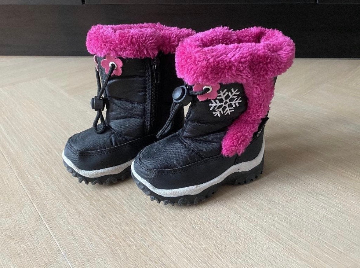 Sneeuw schoenen / snow boots maat 22 meisje, Meisje, Schoenen, Ophalen of Verzenden, Zo goed als nieuw