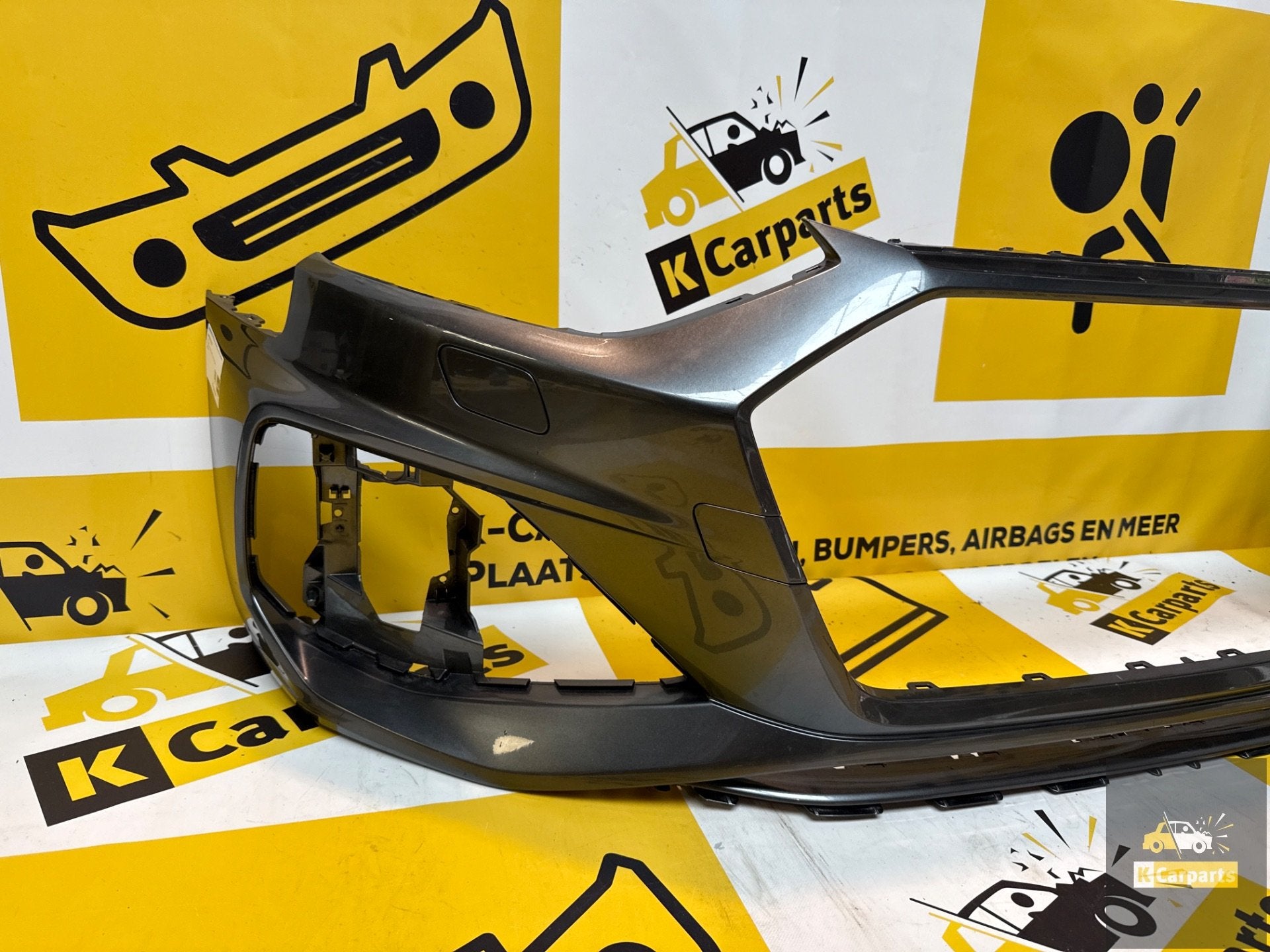 Audi RS4 B9 Lift 8W 2020-2024 voorbumper 8W0807437BF origine, Info@fabrikant.eu, Bumper, Fabrikant BV, Gebruikt