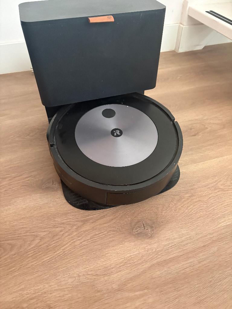 iRobot Roomba J7+ robot stofzuiger + extra’s, Witgoed en Apparatuur, Stofzuigers, Gebruikt, Robotstofzuiger, iRobot, Automatisch legen