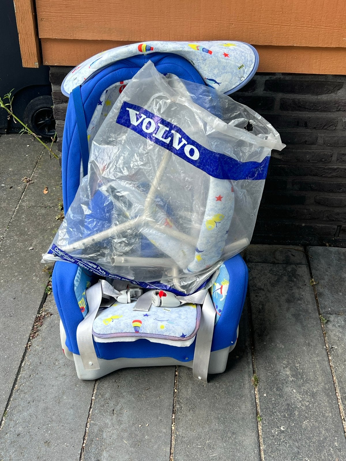 Volvo kinderzitje met accessoires - Gebruikt, 9 t/m 18 kg, Ophalen, Overige merken, Gebruikt