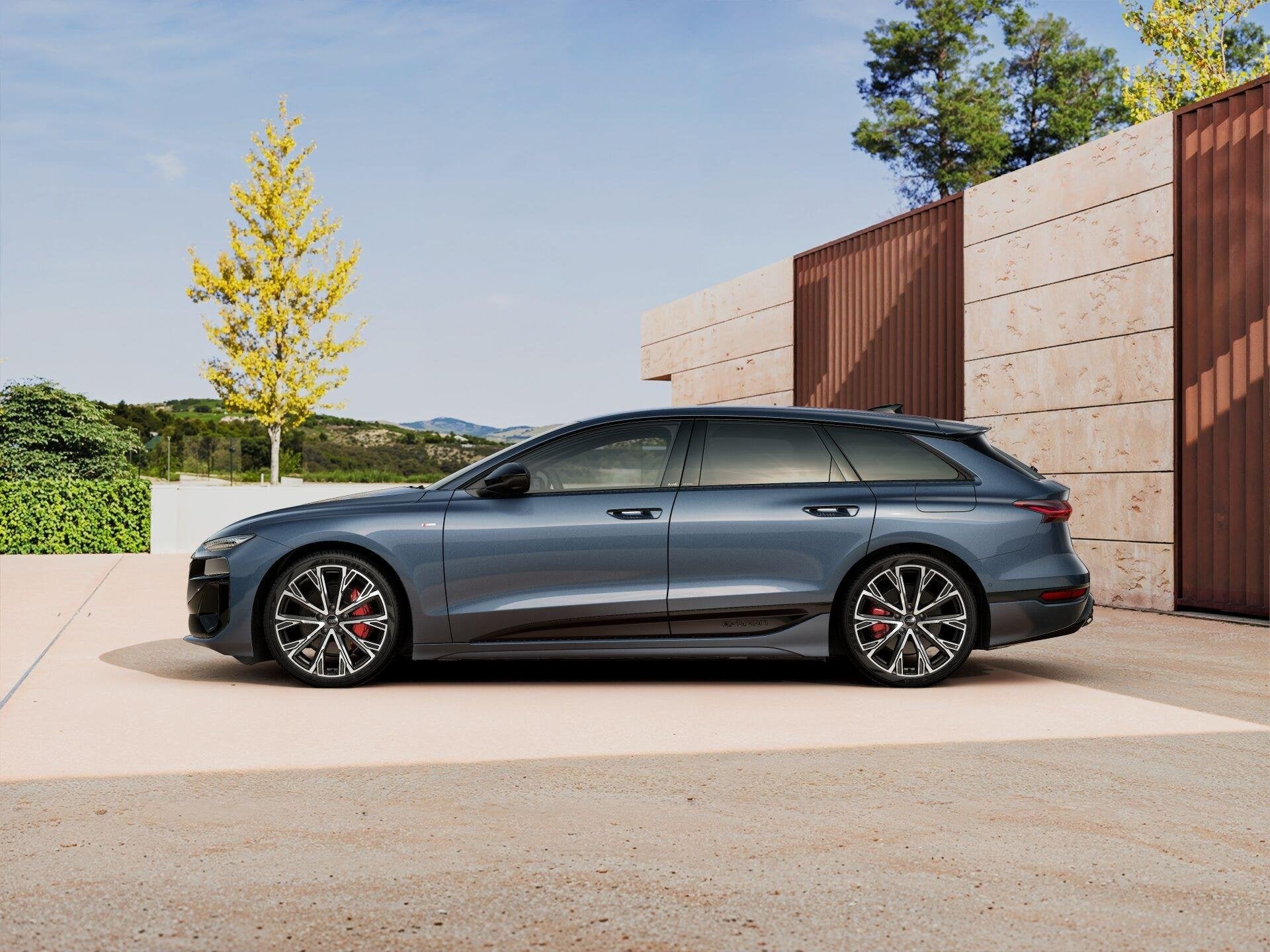 Audi A6 Avant e-tron S edition 367pk performance 100 kWh | V, Auto's, Automaat, 12 maanden, Achterwielaandrijving, Blauw