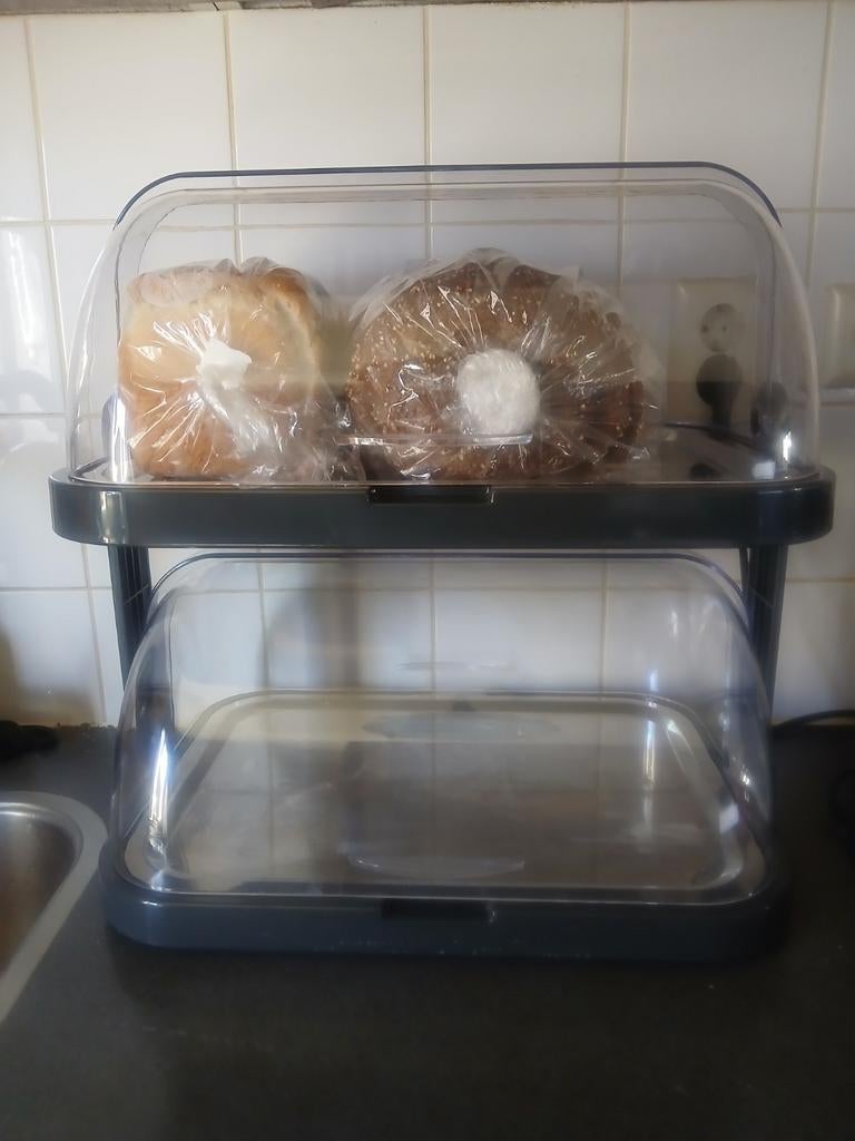 Presentatie / gekoelde vitrine 2-laags met transparante kap, Ophalen, Overige typen, Kunststof, Zo goed als nieuw