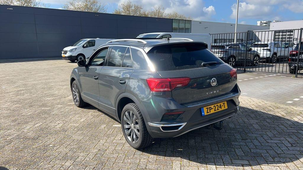Volkswagen T-Roc 1.0 TSI Style 116 PK| Origineel Nederlands, Auto's, Volkswagen, Voorwielaandrijving, 12 maanden, Stof, Gebruikt