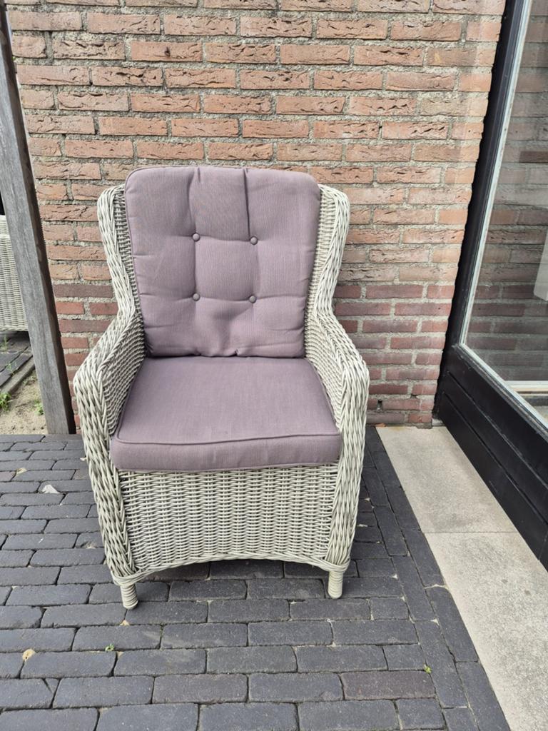 4 comfortabele tuinstoelen met kussens, Ophalen, Gebruikt, Wicker