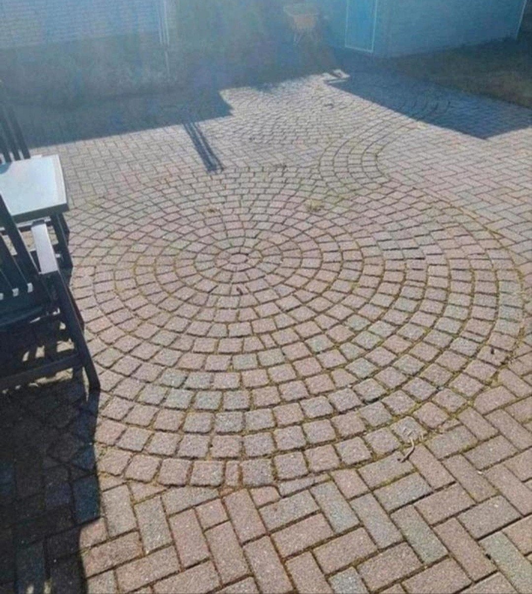 Twee cirkels van klinkers gratis op te halen, Ophalen, Gebruikt, Beton, Klinkers