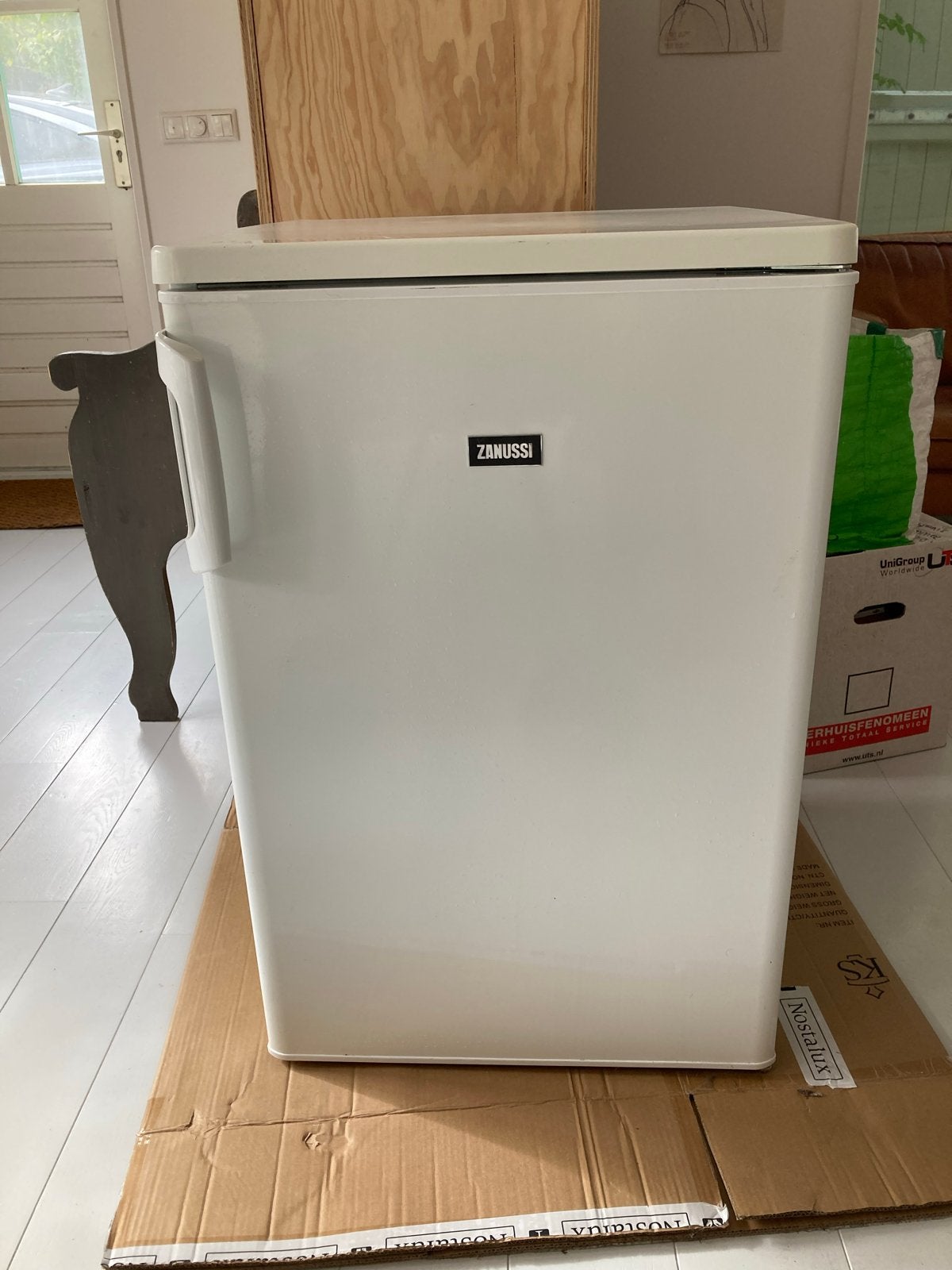 Zanussi tafelmodel koelkast - Zeer weinig gebruikt, Ophalen, Zonder vriesvak, Minder dan 85 cm, 100 tot 150 liter