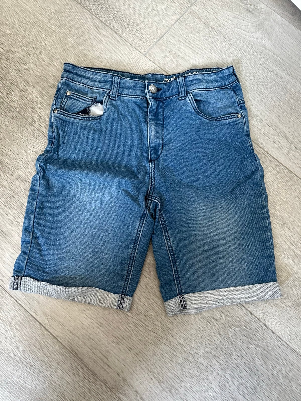 Hema spijkerbroek shorts maat 146/152, Kinderen en Baby's, Kinderkleding | Maat 146, Ophalen of Verzenden, Zo goed als nieuw, Jongen of Meisje
