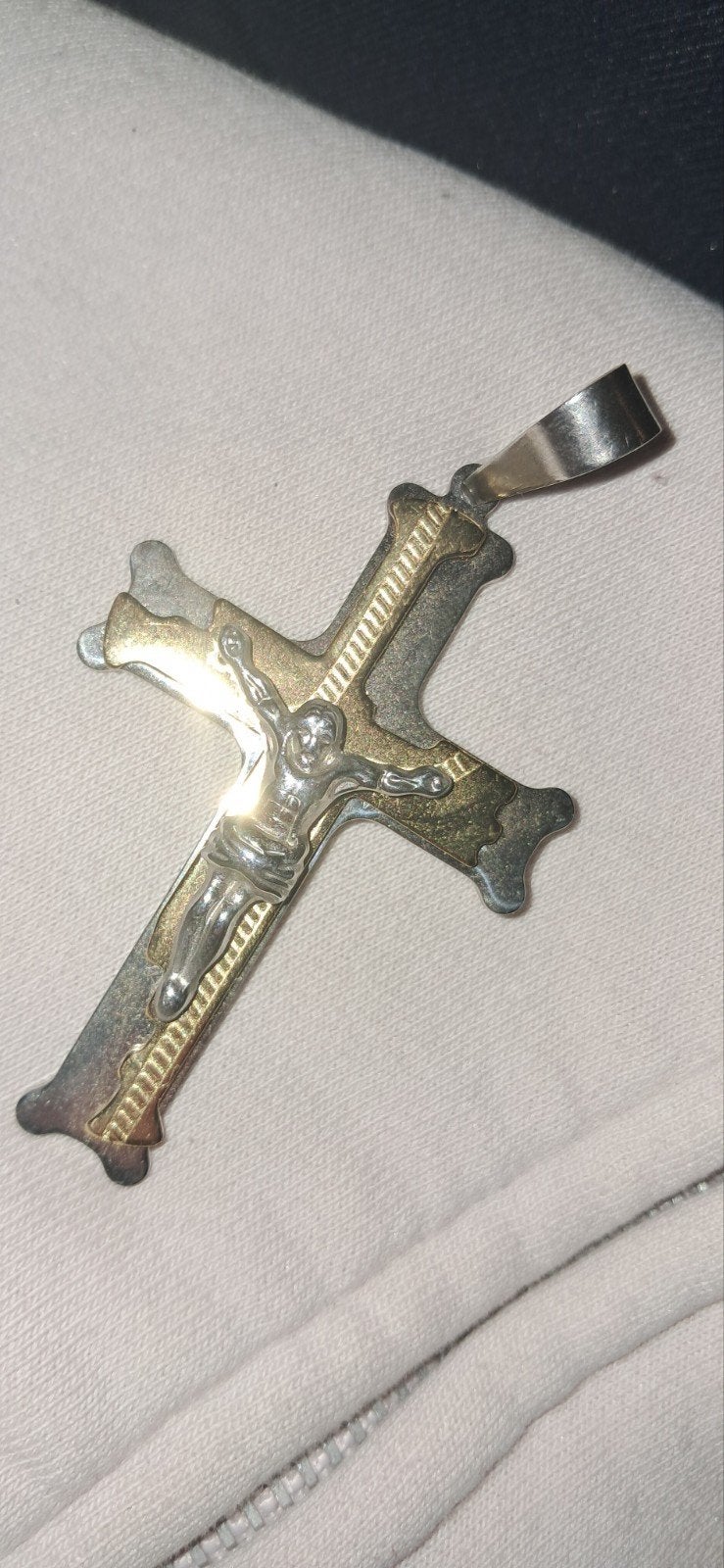 Vintage Bicolour Crucifix Hanger - Gelaagd Kruisbeeld, Ophalen of Verzenden, Gebruikt